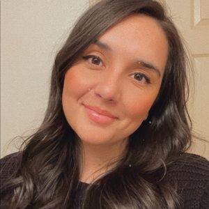 Meet your Posher, Abby